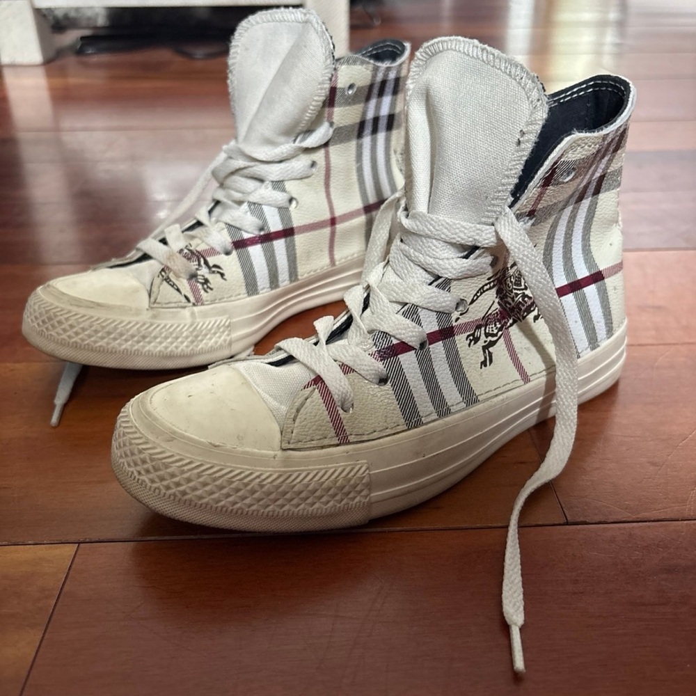 Converse Plaid High-Top Sneakers - White and Black